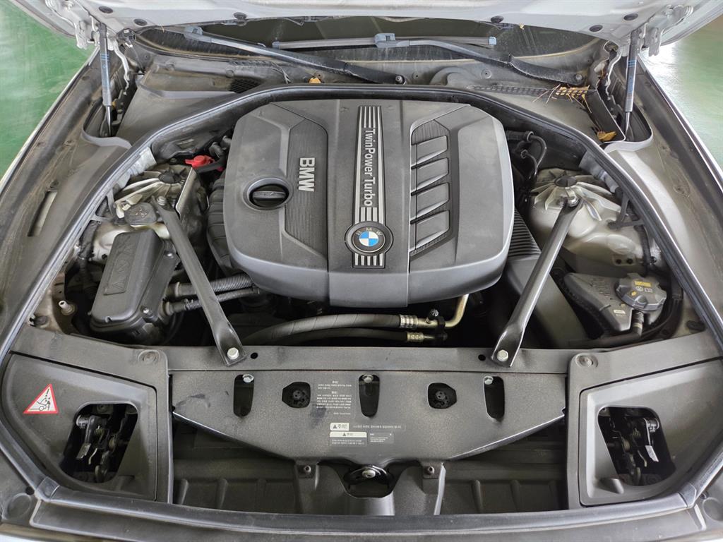 BMW 5 Series 2014 Plateado - Importación desde Corea - HF Imports Iquique - Foto 18