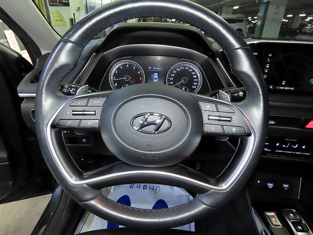 HYUNDAI Sonata - Vista 8