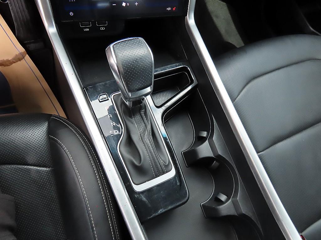 Ssangyong Torres - Vista 10