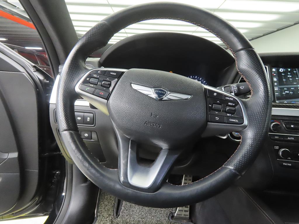 Genesis G80 - Vista 8