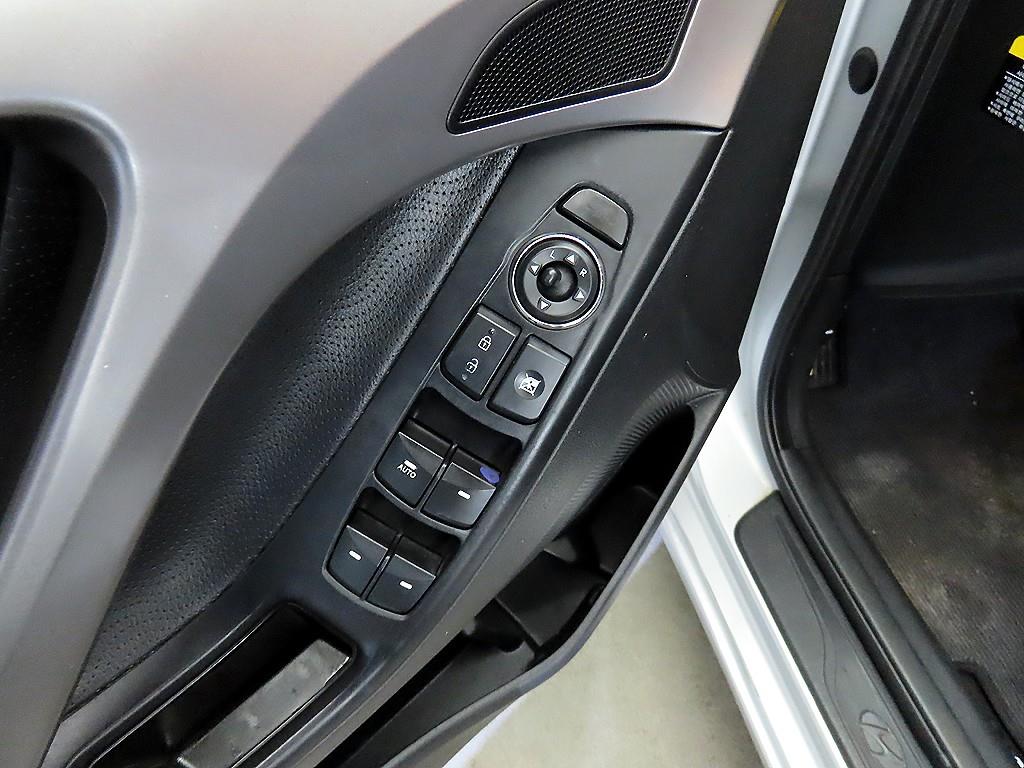 HYUNDAI Avante 2011 Gris - Importación desde Corea - HF Imports Iquique - Foto 13