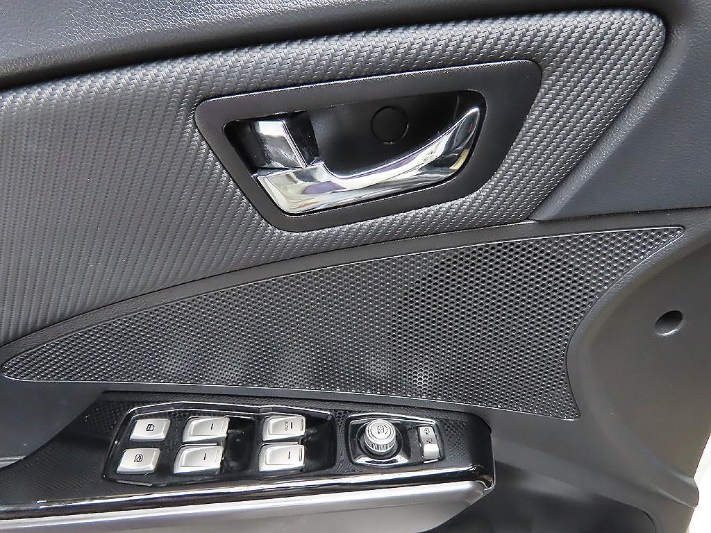 Ssangyong Tivoli 2018 Blanco - Importación desde Corea - HF Imports Iquique - Foto 12