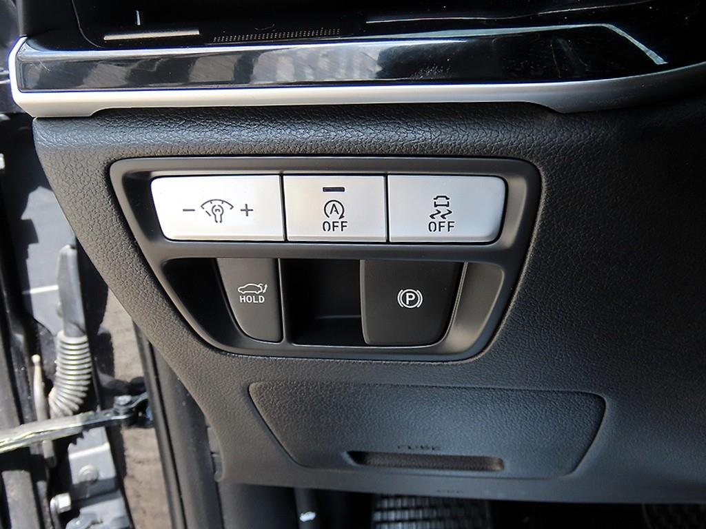 Genesis G80 - Vista 12