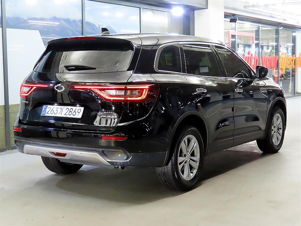 SAMSUNG QM6 - Vista 4