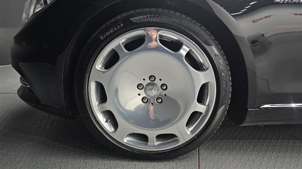 Mercedes Benz S Class - Vista 5