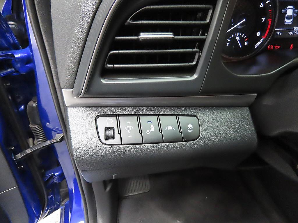 HYUNDAI Avante 2019 Azul - Importación desde Corea - HF Imports Iquique - Foto 10