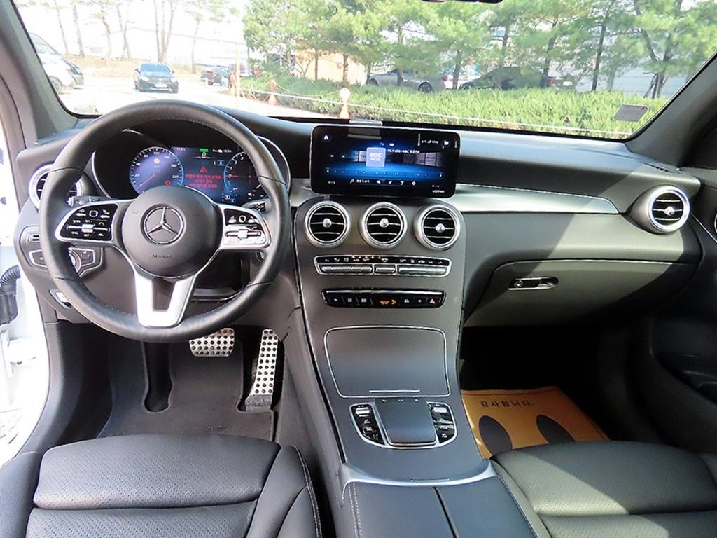 Mercedes Benz GLC Class - Vista 7