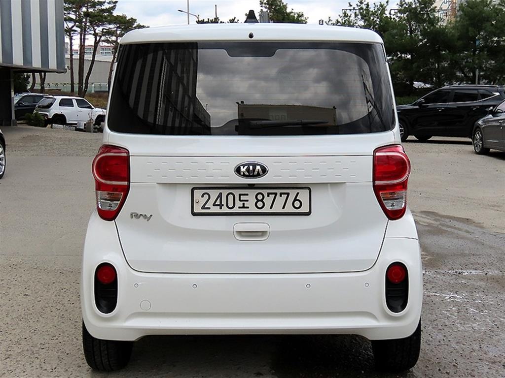 KIA Ray - Vista 4