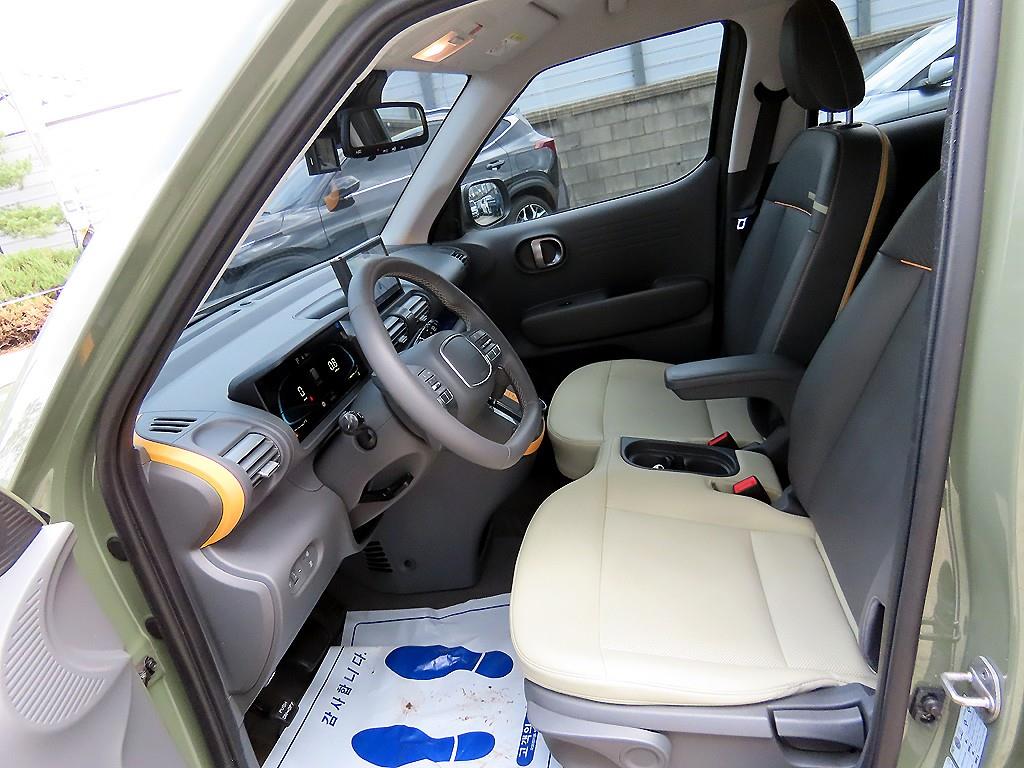 HYUNDAI Casper - Vista 5