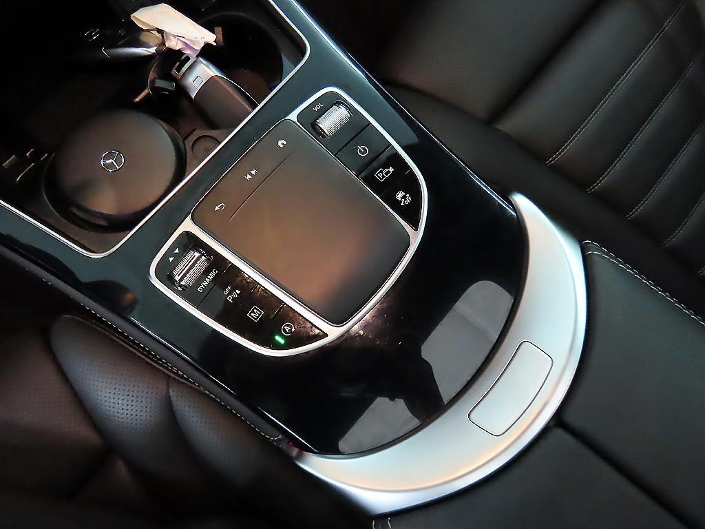 Mercedes Benz GLC Class 2020 Blanco - Importación desde Corea - HF Imports Iquique - Foto 13