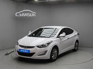 HYUNDAI Avante - Vista 4