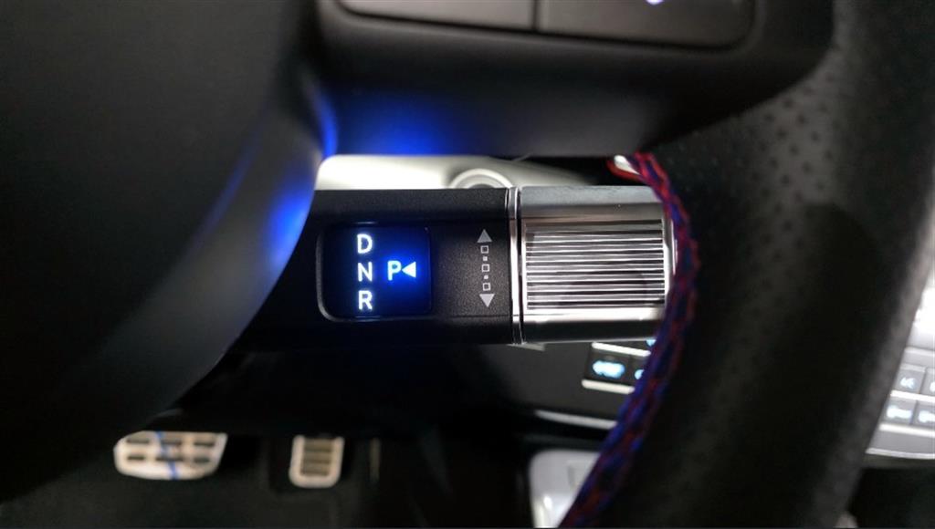 HYUNDAI Kona - Vista 8