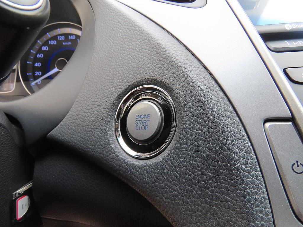 HYUNDAI Grandeur 2014 Negro - Importación desde Corea - HF Imports Iquique - Foto 15