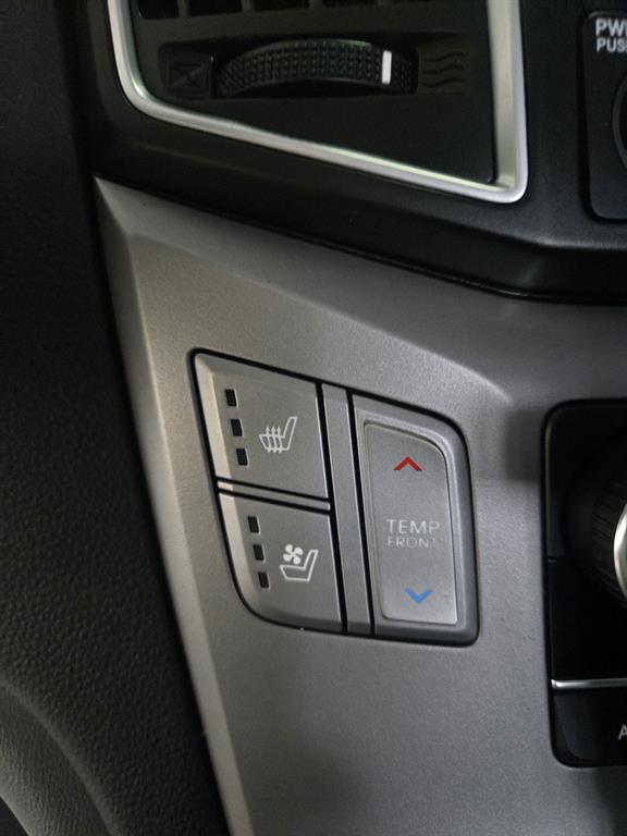 HYUNDAI Starex - Vista 8