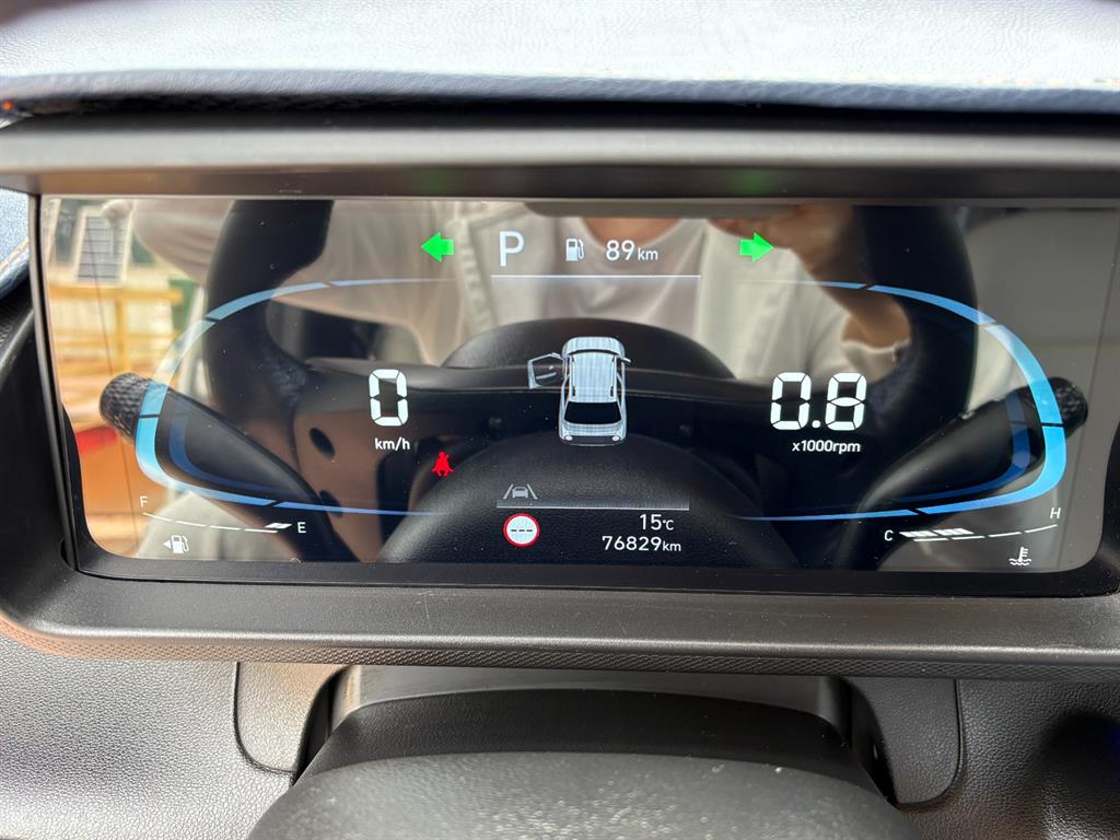 HYUNDAI Casper - Vista 6