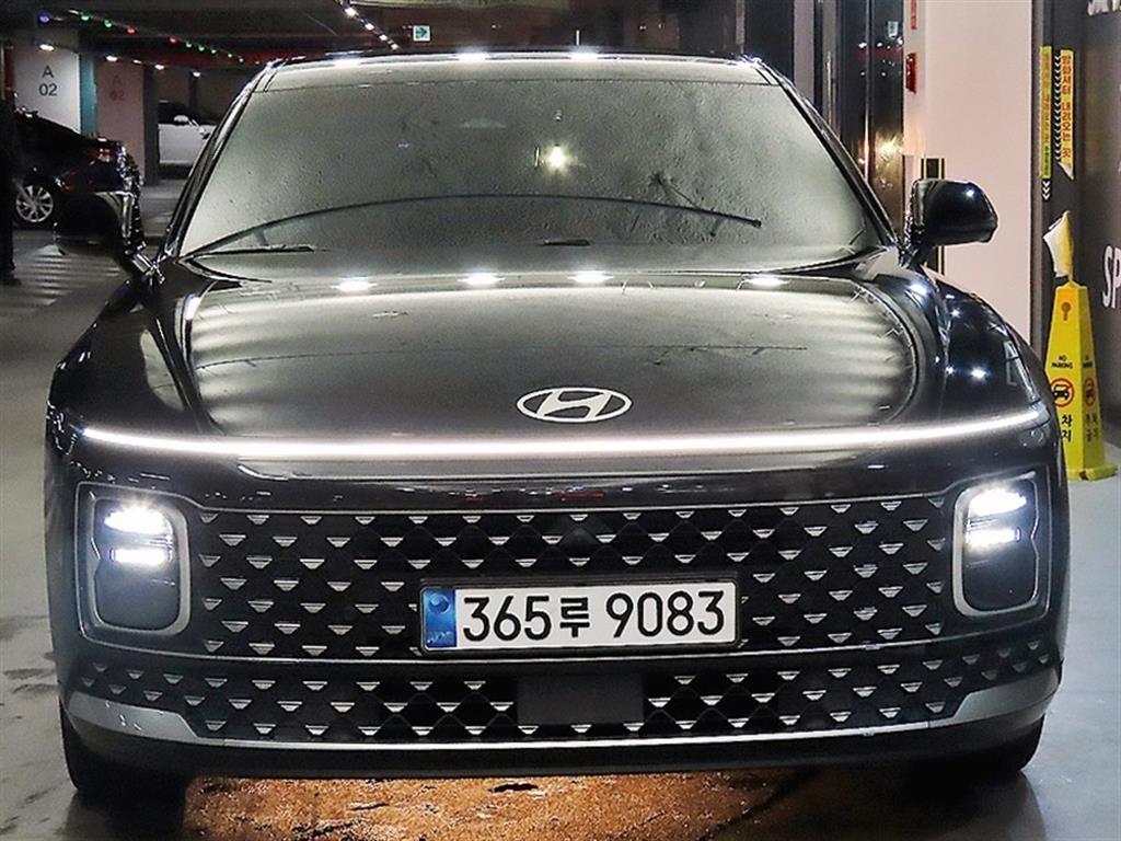 HYUNDAI Grandeur - Vista 2