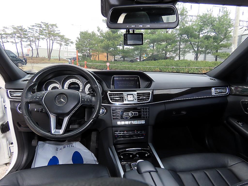 Mercedes Benz E class - Vista 7