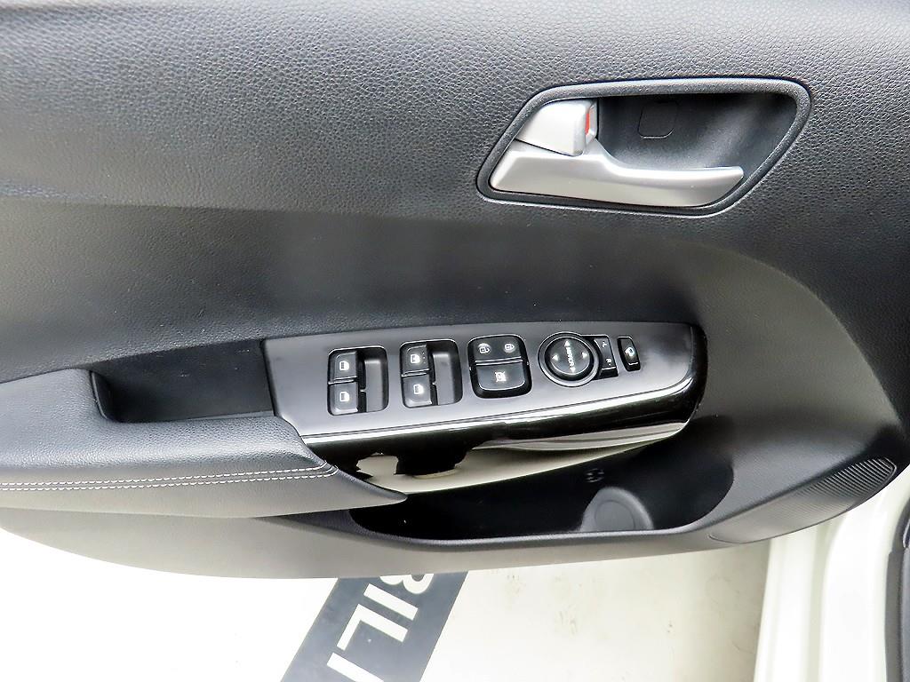 KIA Morning - Vista 11