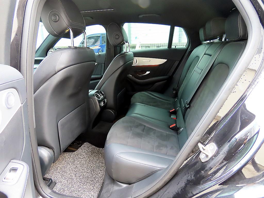 Mercedes Benz GLC Class - Vista 6