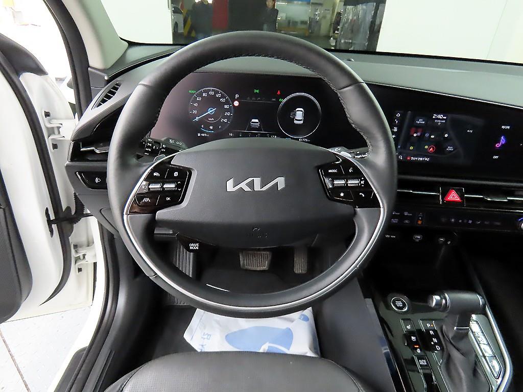 KIA Niro - Vista 9