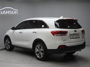 KIA Sorento - Vista 6