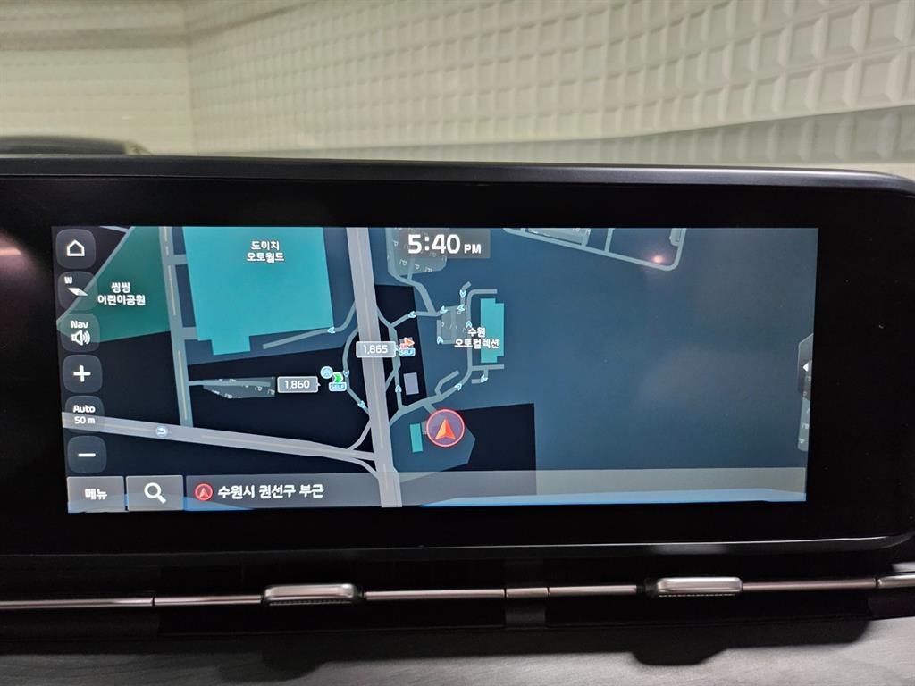 KIA Carnival - Vista 11