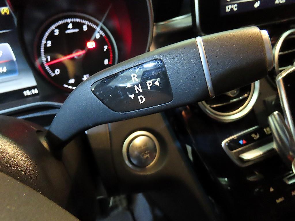 Mercedes Benz C Class 2018 Blanco - Importación desde Corea - HF Imports Iquique - Foto 14