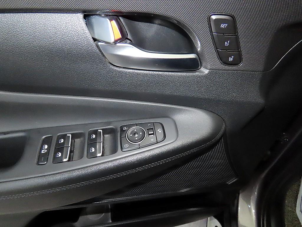 HYUNDAI Santa Fe - Vista 12