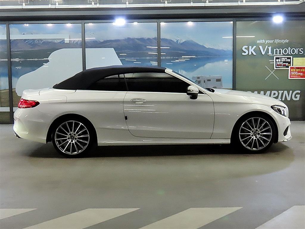 Mercedes Benz C Class - Vista 3