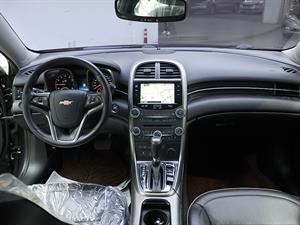 Chevrolet Malibu - Vista 10