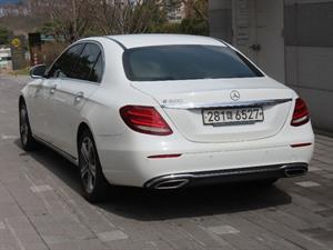 Mercedes Benz E class - Vista 8