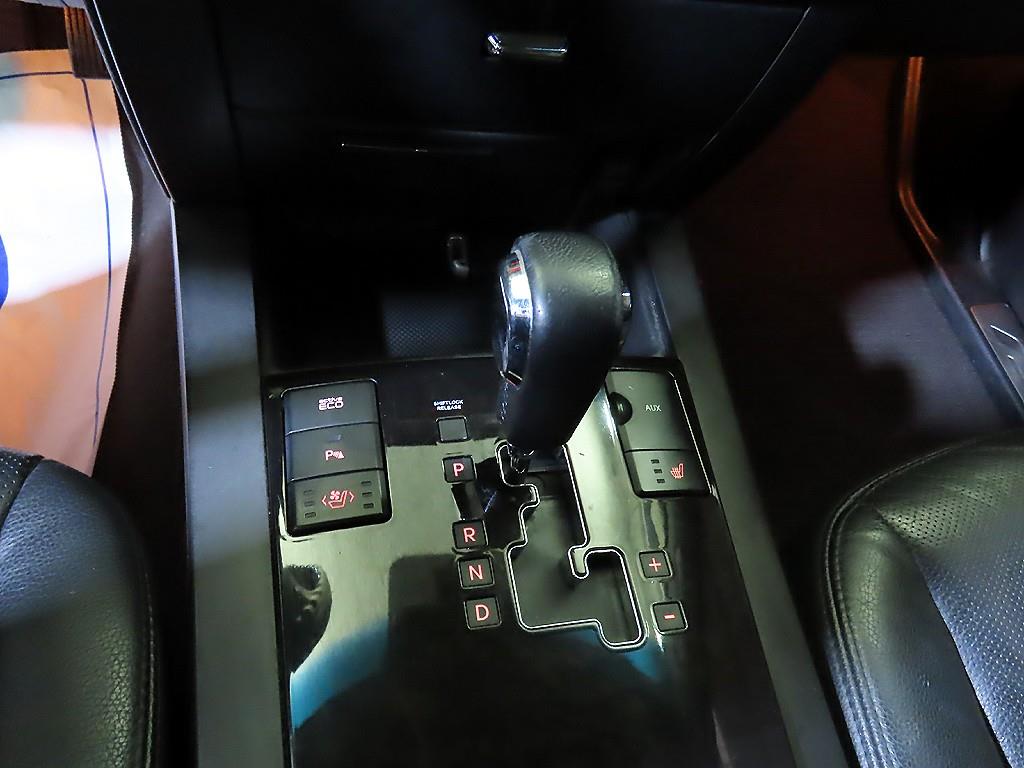 KIA Mohave - Vista 12