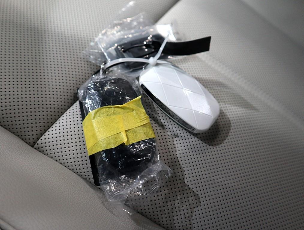 Genesis G70 2024 Blanco - Importación desde Corea - HF Imports Iquique - Foto 15