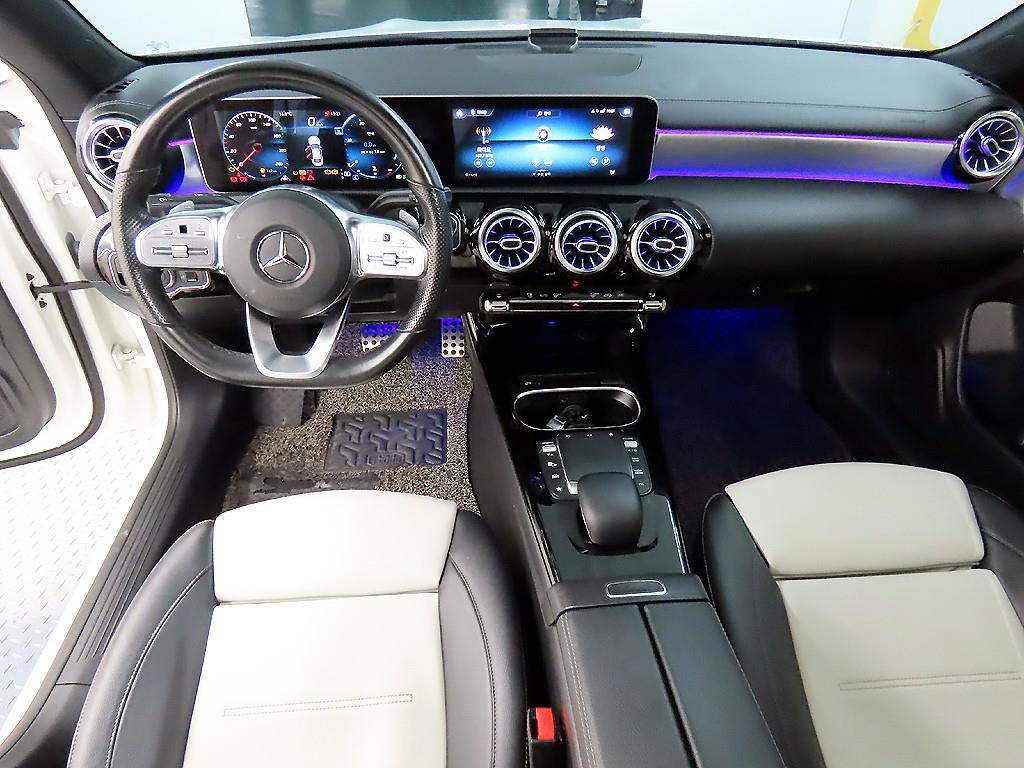 Mercedes Benz CLA Class - Vista 7