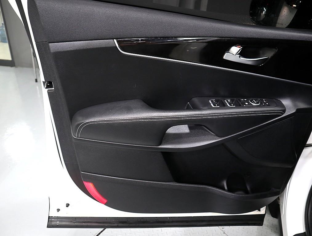 KIA Sorento - Vista 7