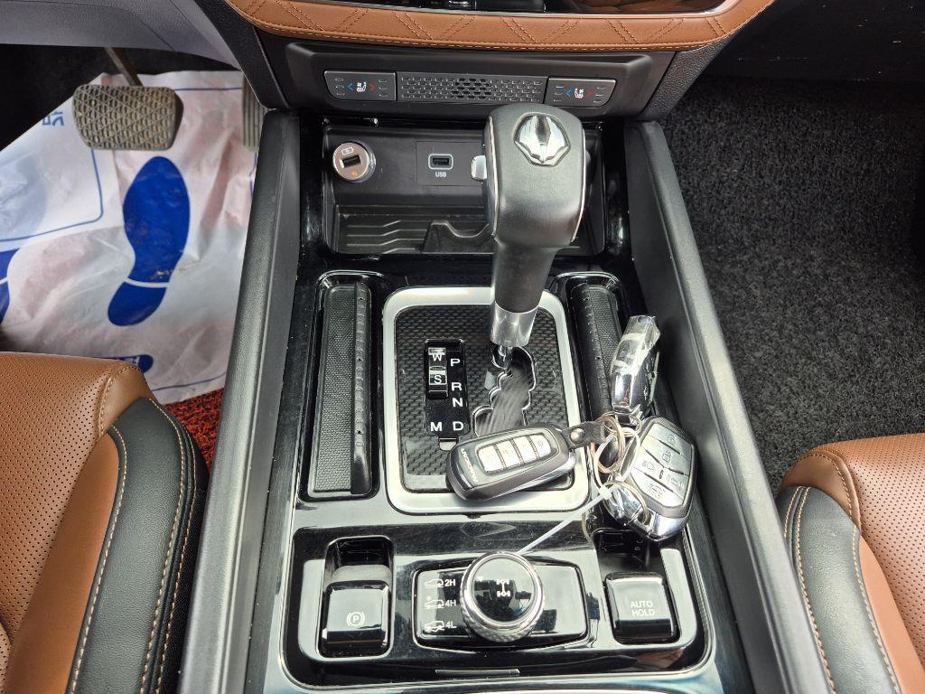 Ssangyong Rexton 2020 Negro - Importación desde Corea - HF Imports Iquique - Foto 15