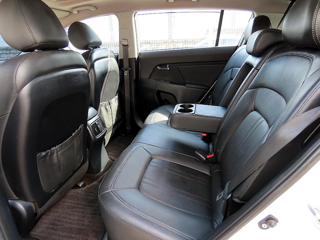 KIA Sportage - Vista 6