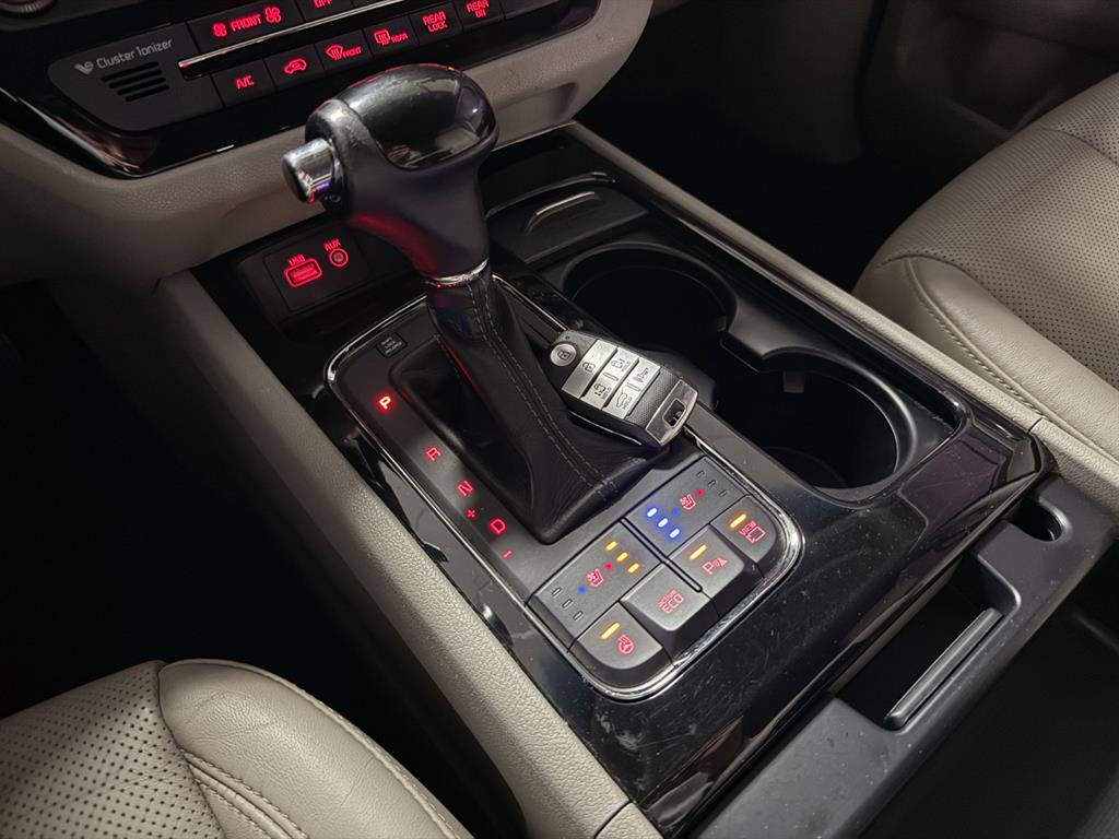 KIA Carnival 2016 Negro - Importación desde Corea - HF Imports Iquique - Foto 16