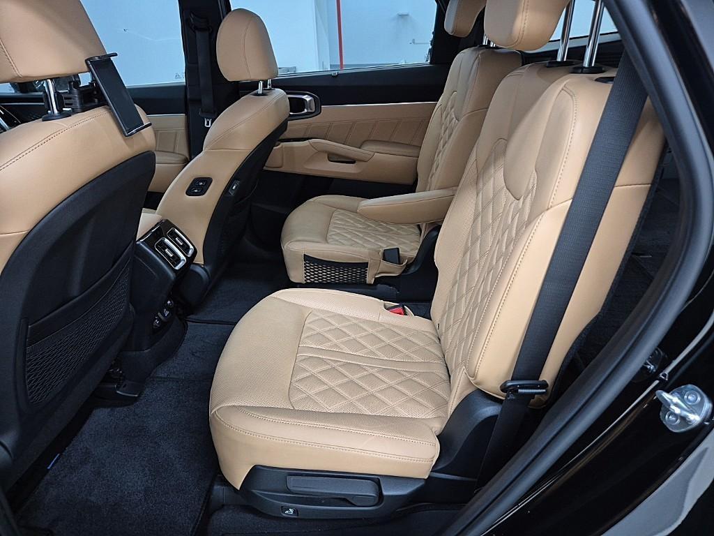 KIA Sorento - Vista 12