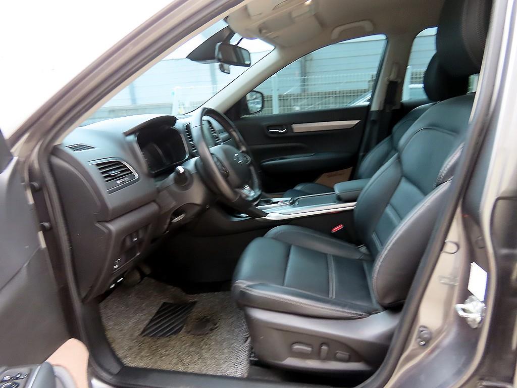 SAMSUNG QM6 - Vista 5