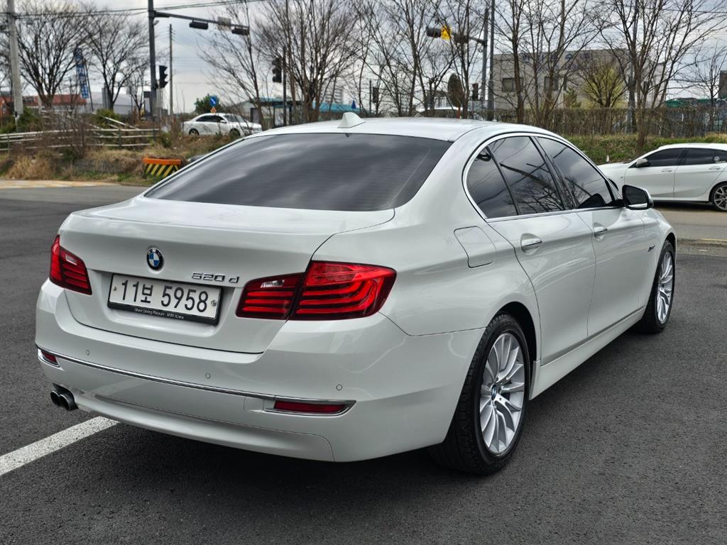 BMW 5 Series - Vista 6