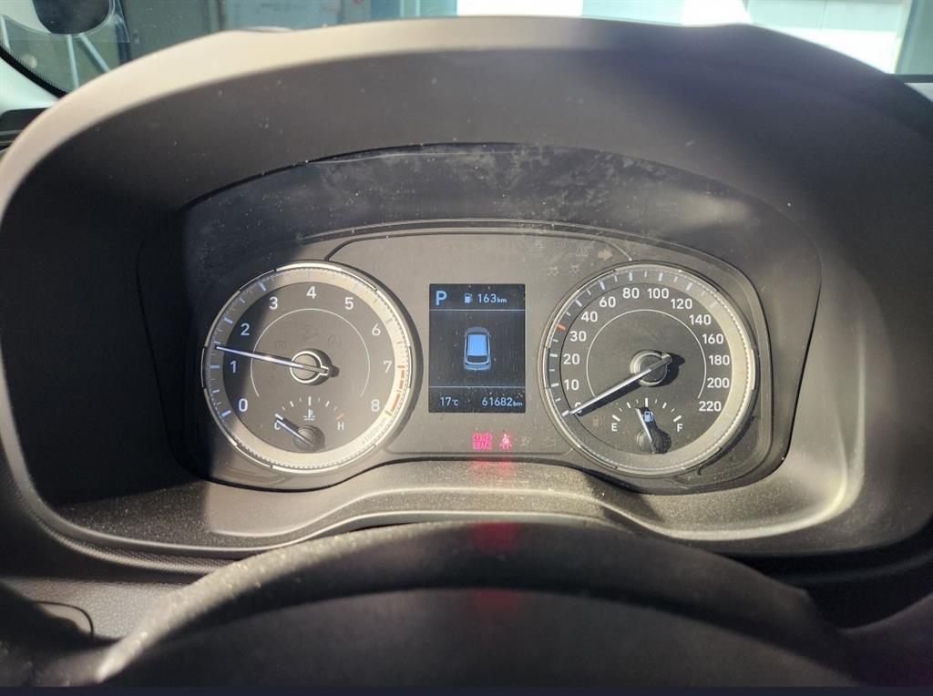 HYUNDAI Venue - Vista 7