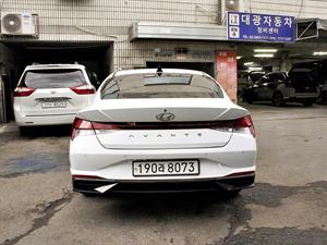 HYUNDAI Avante - Vista 6