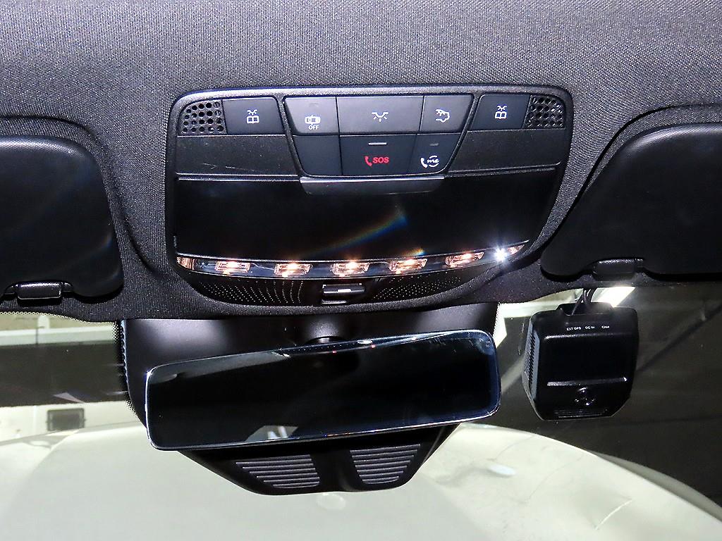 Mercedes Benz GLC Class 2021 Blanco - Importación desde Corea - HF Imports Iquique - Foto 14