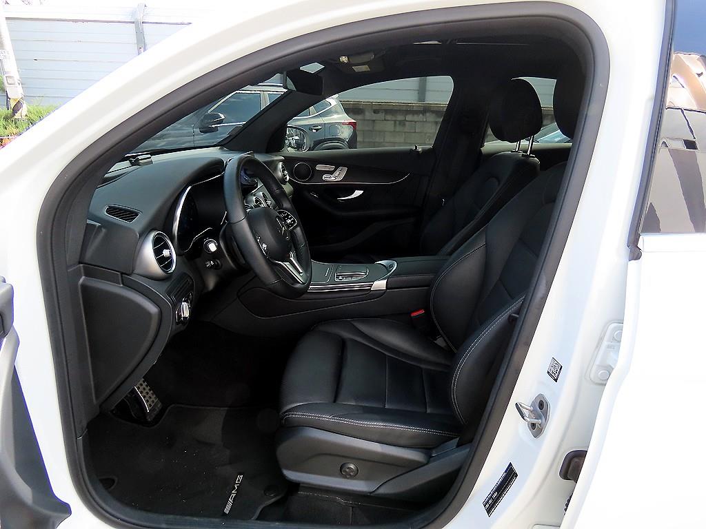 Mercedes Benz GLC Class - Vista 5