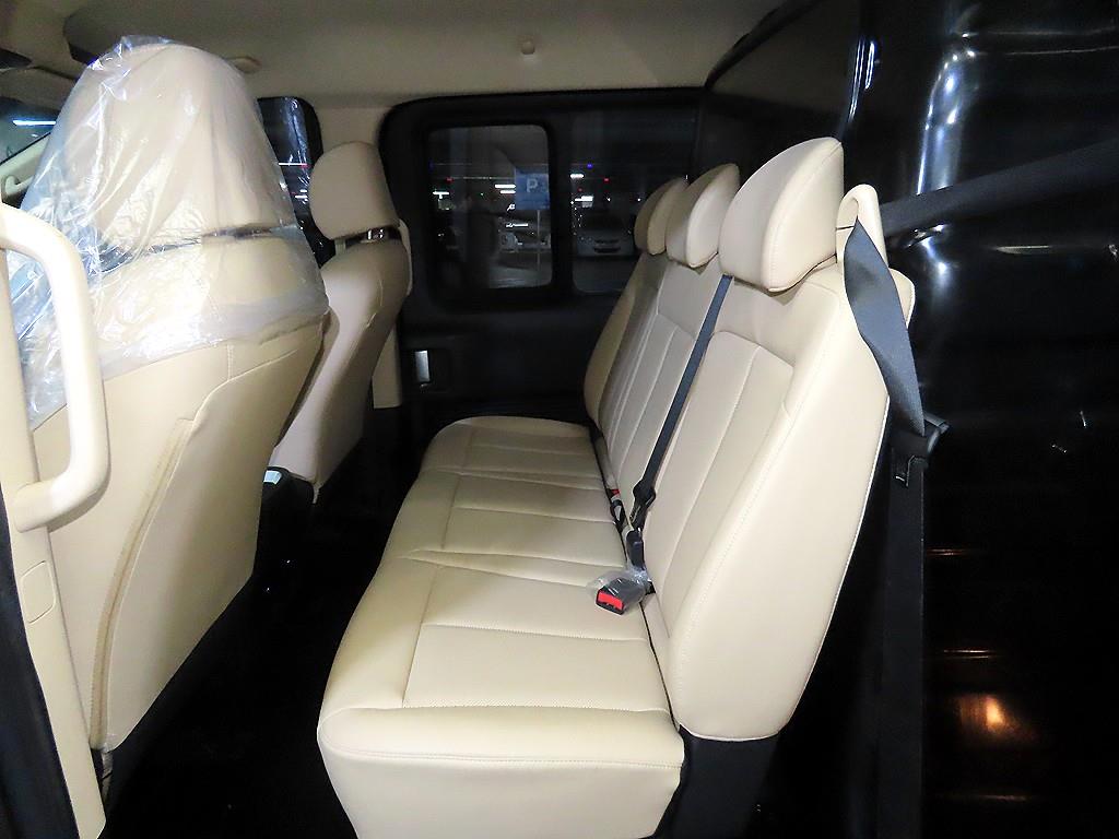 HYUNDAI Staria - Vista 7