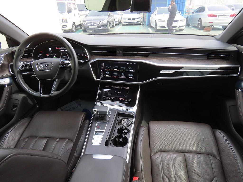 Audi A7 - Vista 5