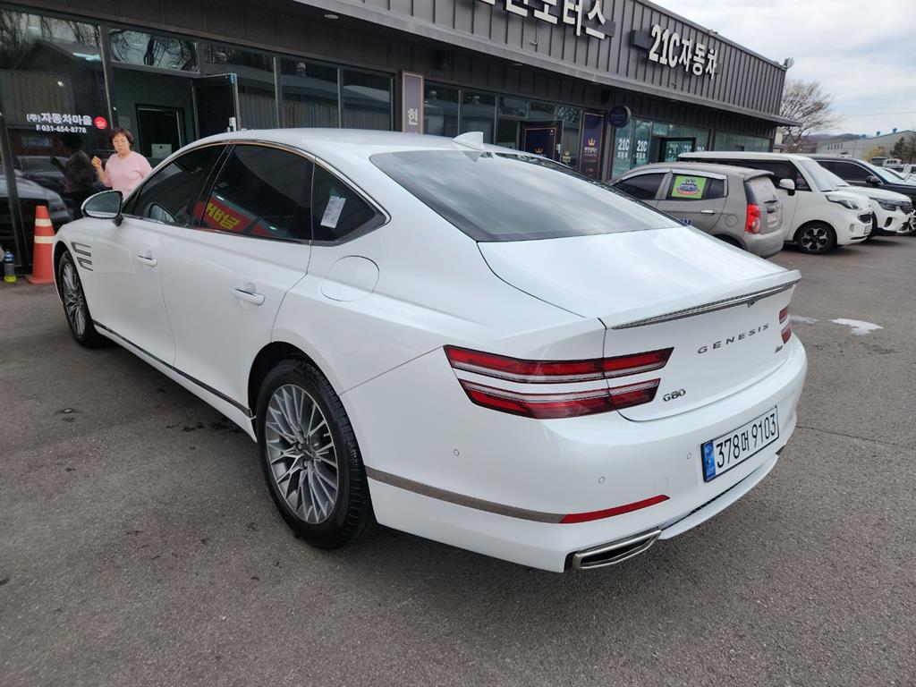 Genesis G80 - Vista 4