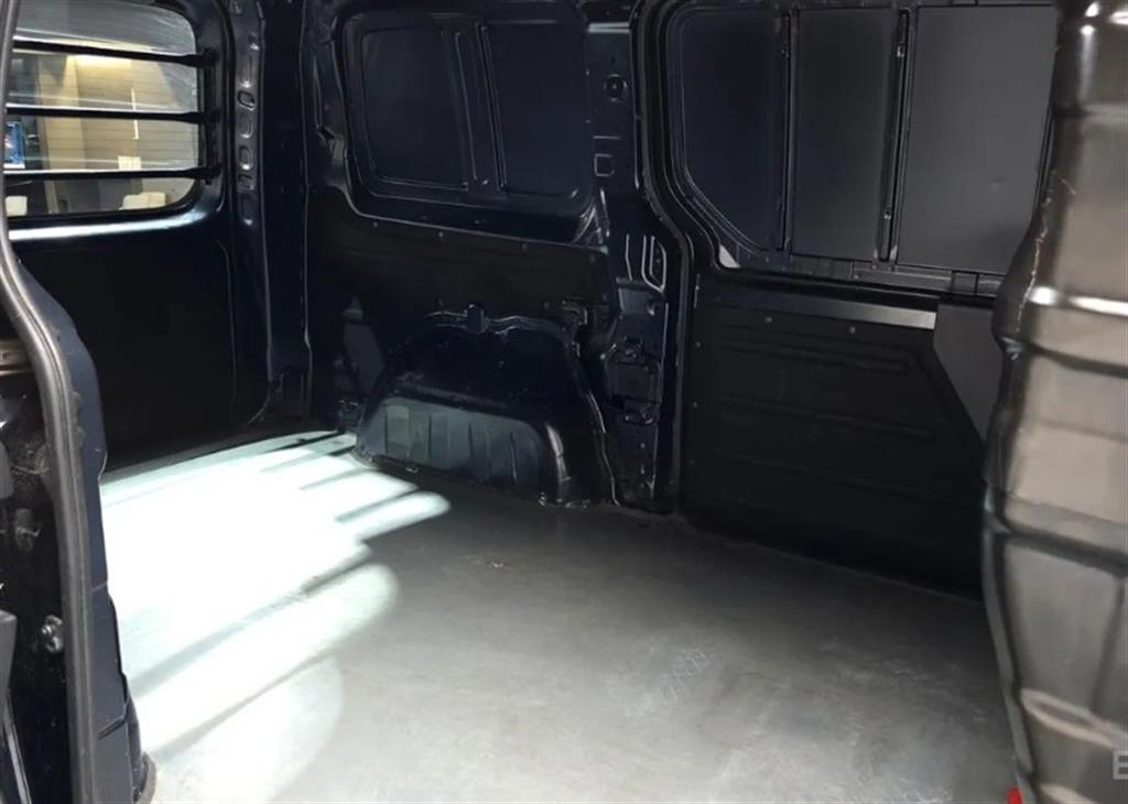 HYUNDAI Staria - Vista 12