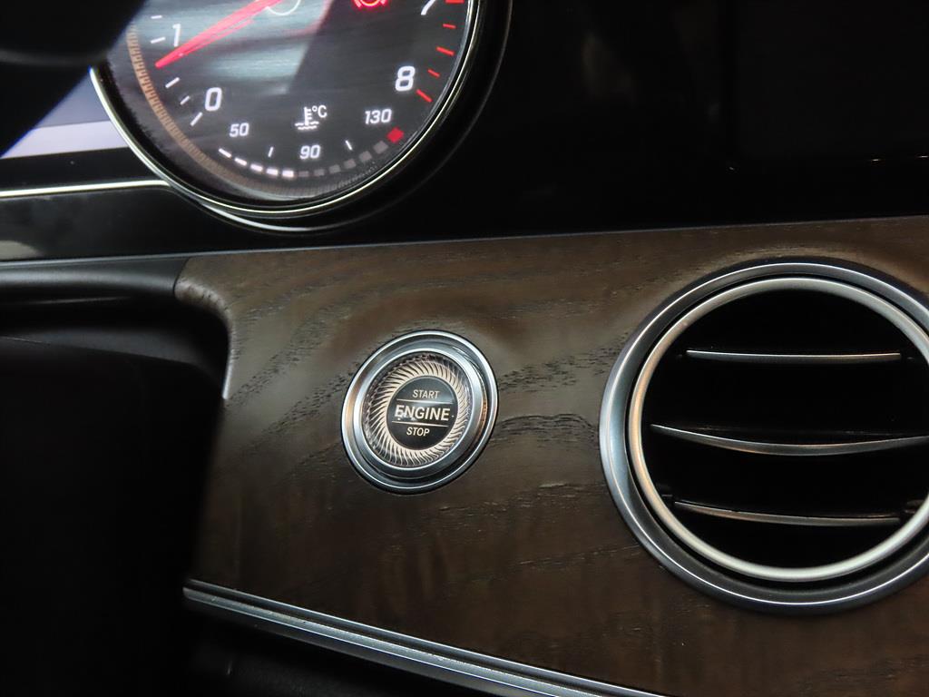 Mercedes Benz E class 2018 Negro - Importación desde Corea - HF Imports Iquique - Foto 15